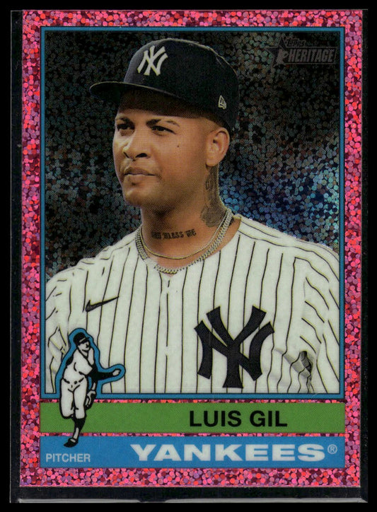 2025 Topps Heritage #142 Luis Gil Chrome Pink Sparkle Refractor