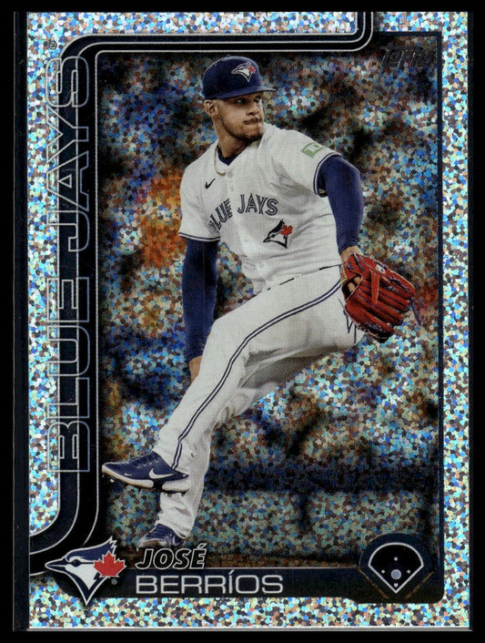 2025 Topps #33 José Berríos Confetti